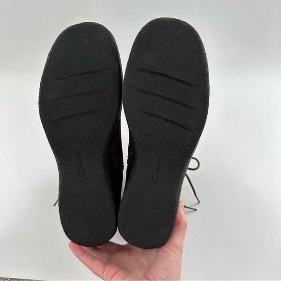 Clarks Bendables womens Angie Madi ankle booties size 
8.5 brown suede boots - Picture 6 of 13